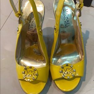 MK Yellow leather upper patent wedges size 7